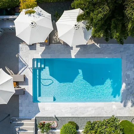 Azure Luxury By Nomads Villa