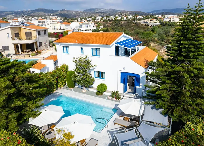 Azure Luxury By Nomads